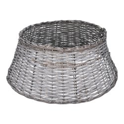 Biały kosz wiklinowy pod choinkę sztuczną