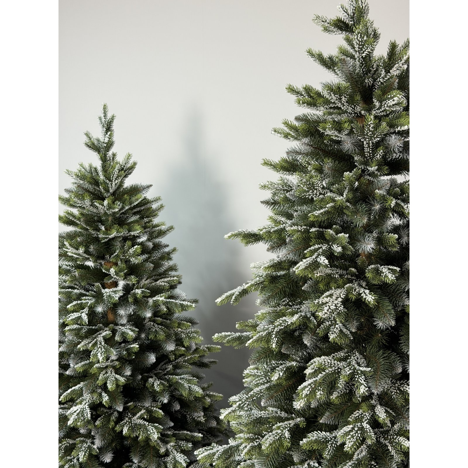 Choinka sztuczna ŚWIERK JAPOŃSKI Ośnieżony 220cm PE